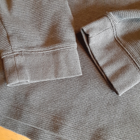 EDDIE BAUER THERMAL WAFFLE KNIT HENLEY in FADED BLACK (GRAPHITE) MENS SIZE 2XL. - Picture 5 of 10